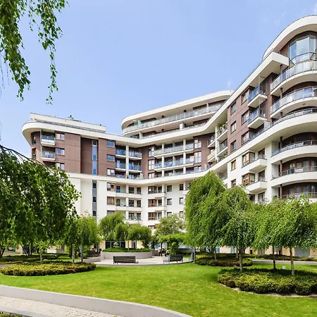 Nowoczesny & Klimatyzowany Z Parkingiem By Renters Apartament Kraków